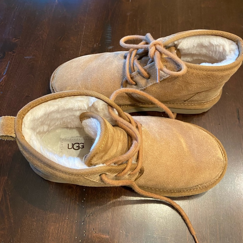 UGG Neumal boot, big kid size 4 (equivalent to women’s 6-6.5).